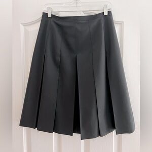 BURBERRY London Pleated Skirt SZ 4